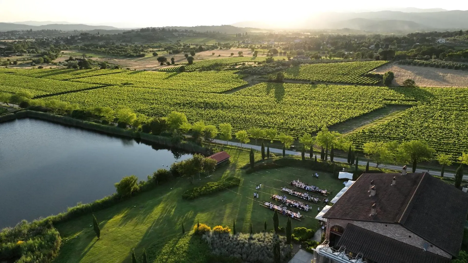 Il Palazzo - Agriturismo, Winery Arezzo 0*,  Italy